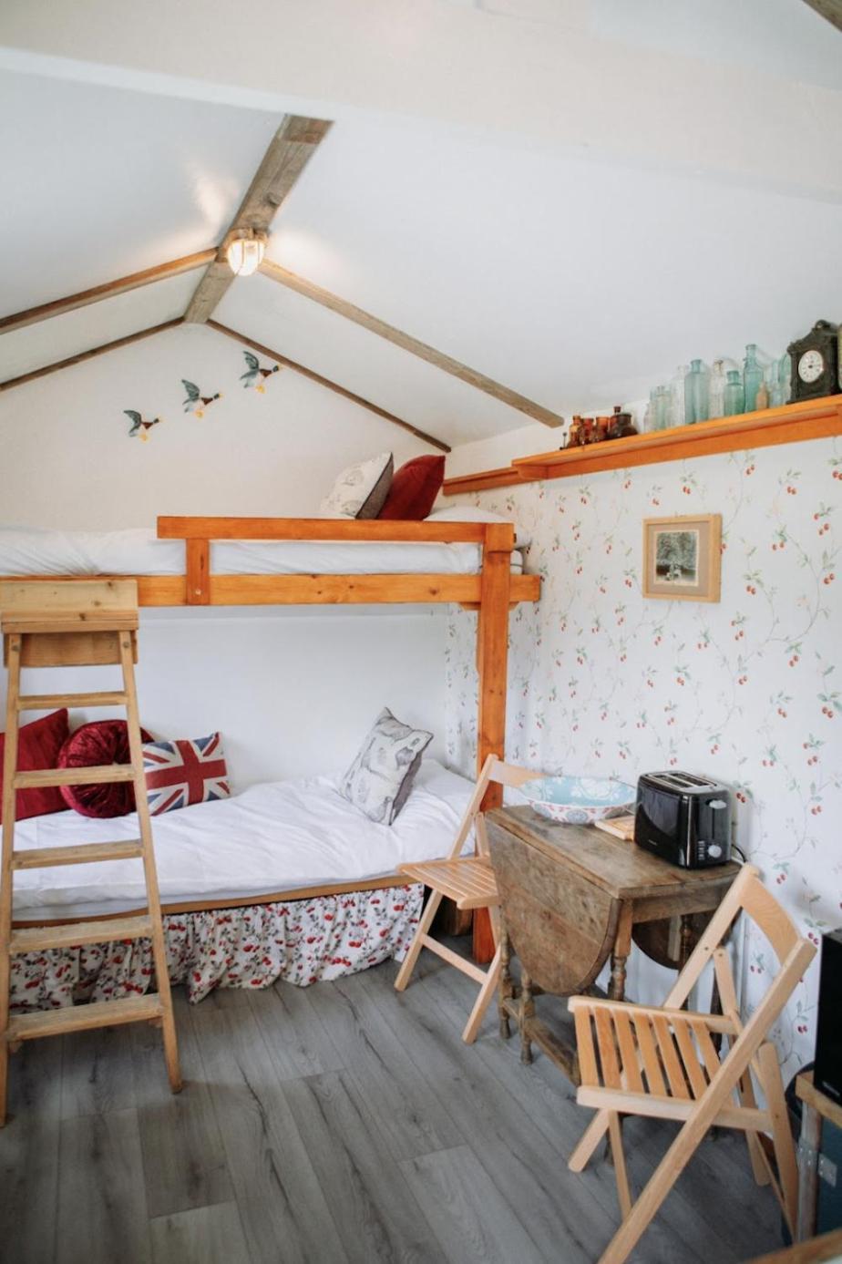 Truly Kentish Holiday Lets Teynham Zimmer foto